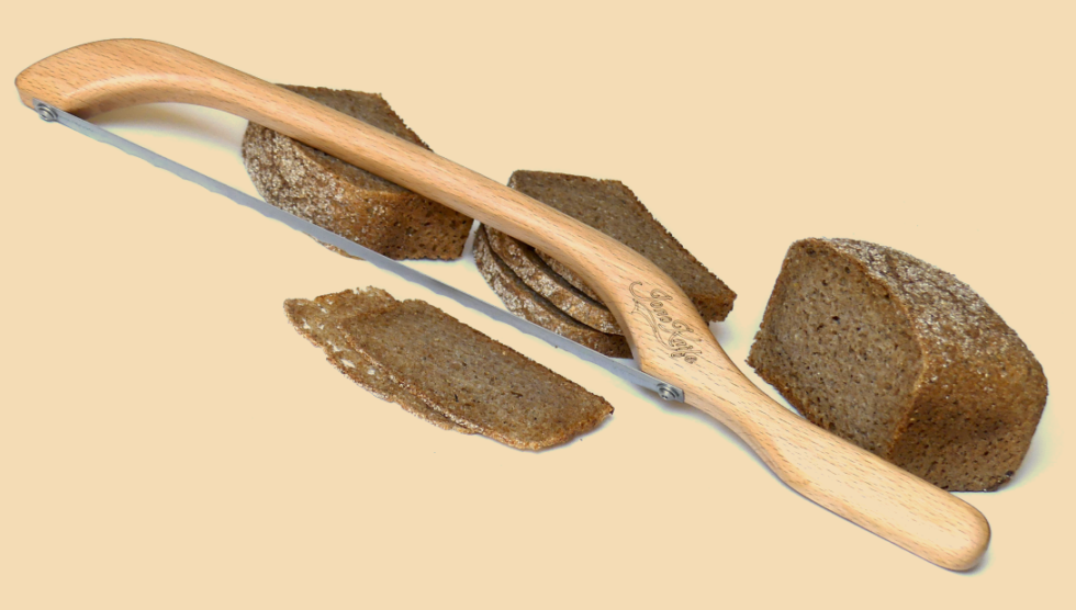 The best bread knife Britains bread SAW JonoKnife